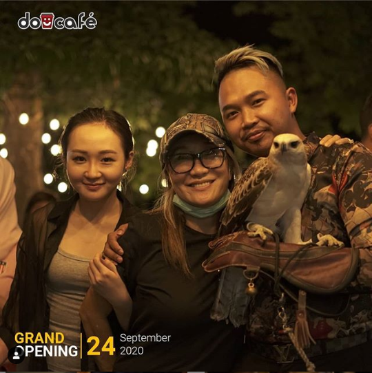 Grand Opening Do Cafe Surabaya, Another One Stop Cafe in Town