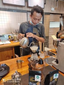 Arif - barista Mazaya